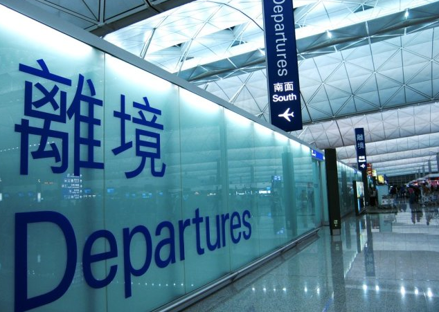 香港人移民舉家回流原因是什么？